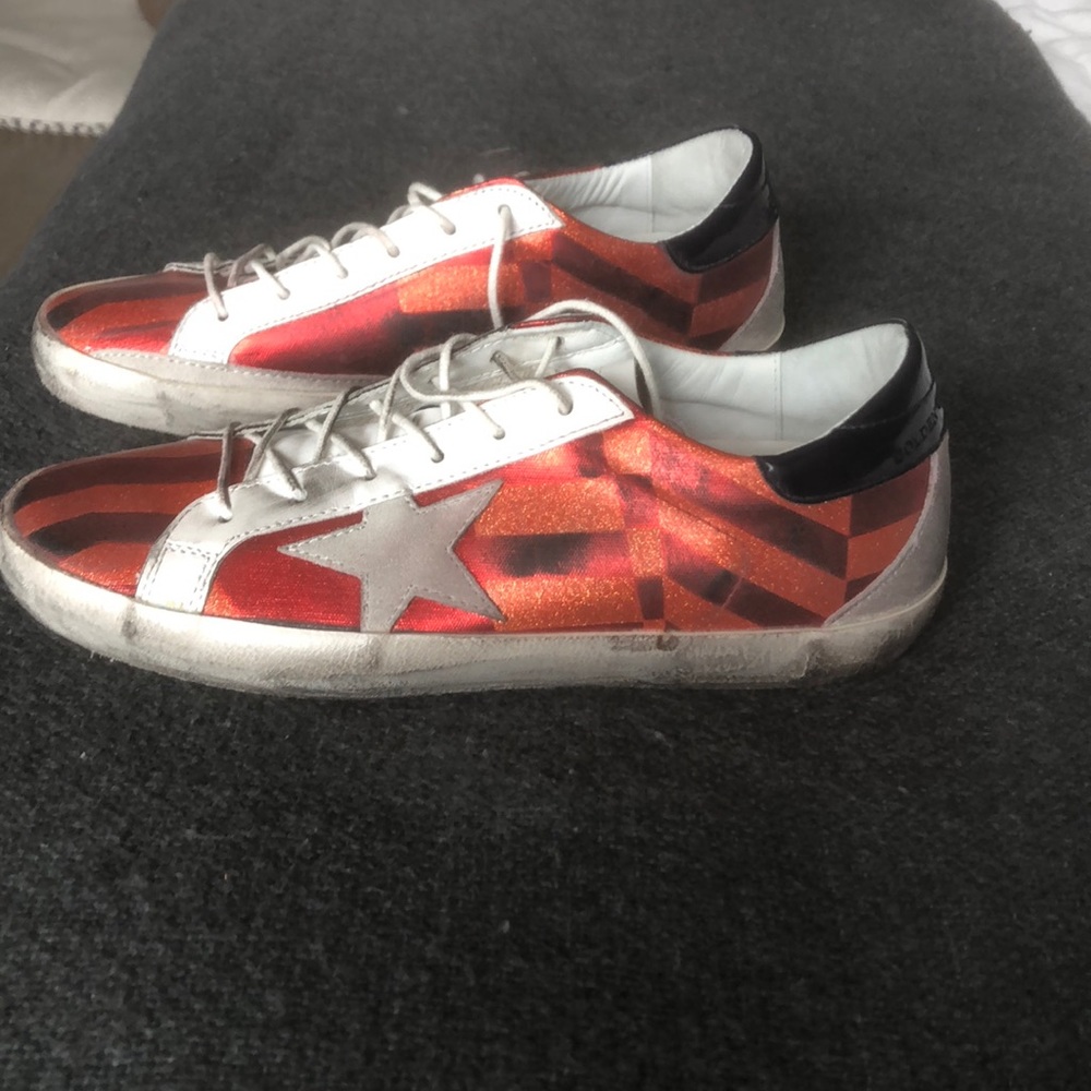 NWOT RARE Golden Goose superstar sneakers